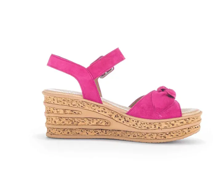 GABOR SUEDE WEDGE SANDAL- PINK 44.653.10